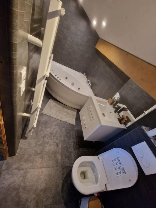 Cocon Tout Confort Spa Privatif Mieussy 外观 照片